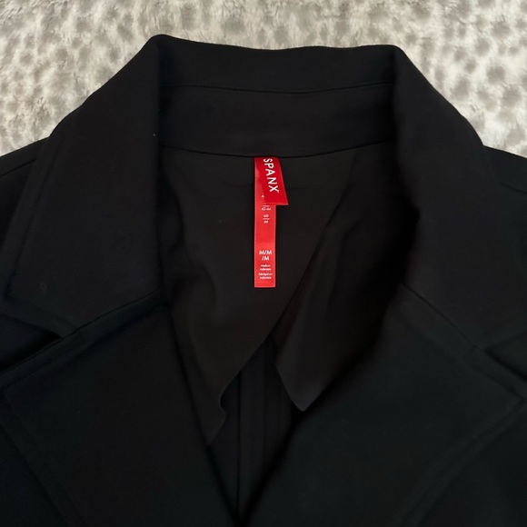 SPANX The Perfect Asymmetrical Blazer - Picture 5 of 5